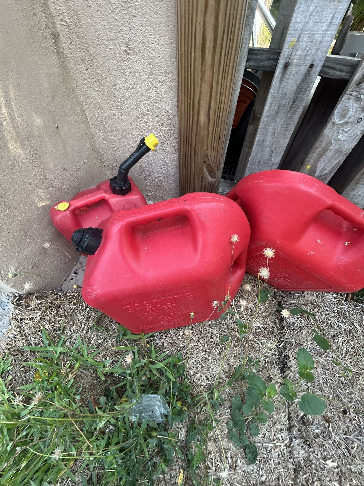 3 Gas Cans