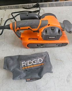 RIDGID 6.5 Amp Corded 3 in.W x 18 in.L Heavy-Duty Variable Speed Belt Sander with AIRGUARD Technology