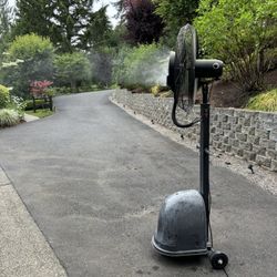 Oscillating mister