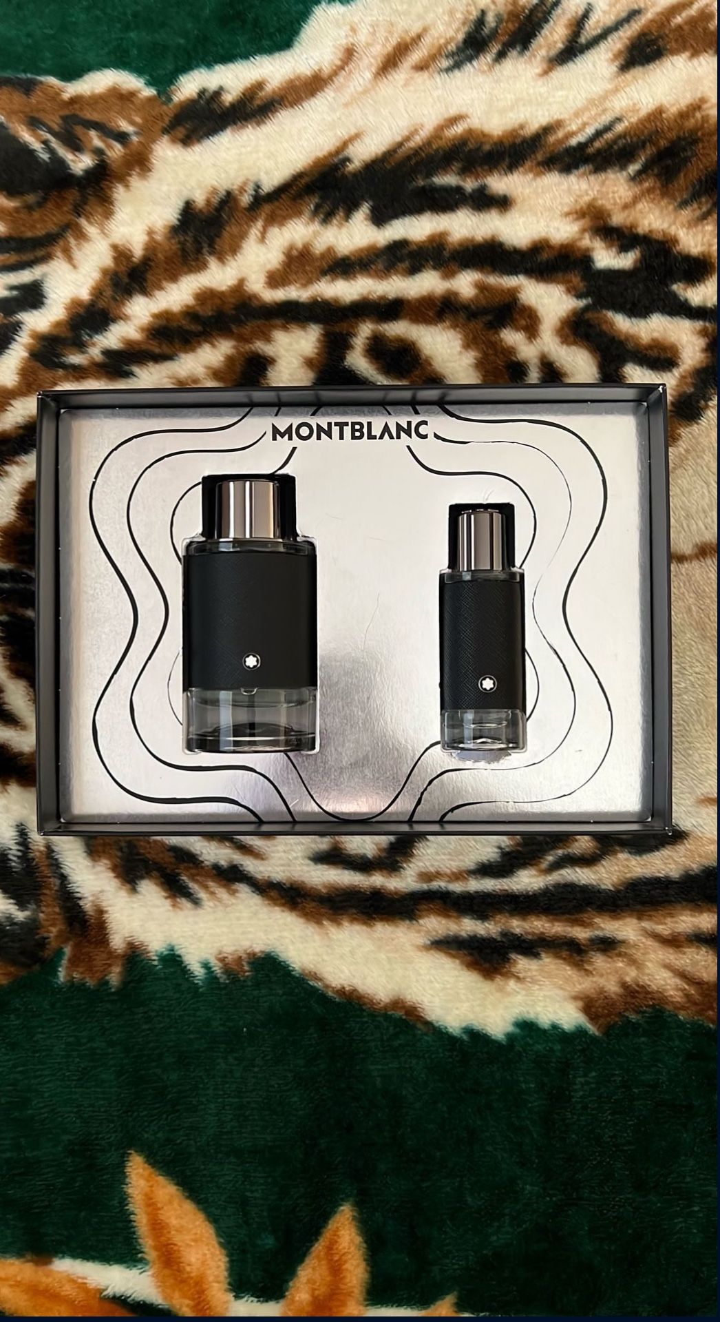 Montblanc Explorer EDP GIFTSET (ACEPTING TRADES)