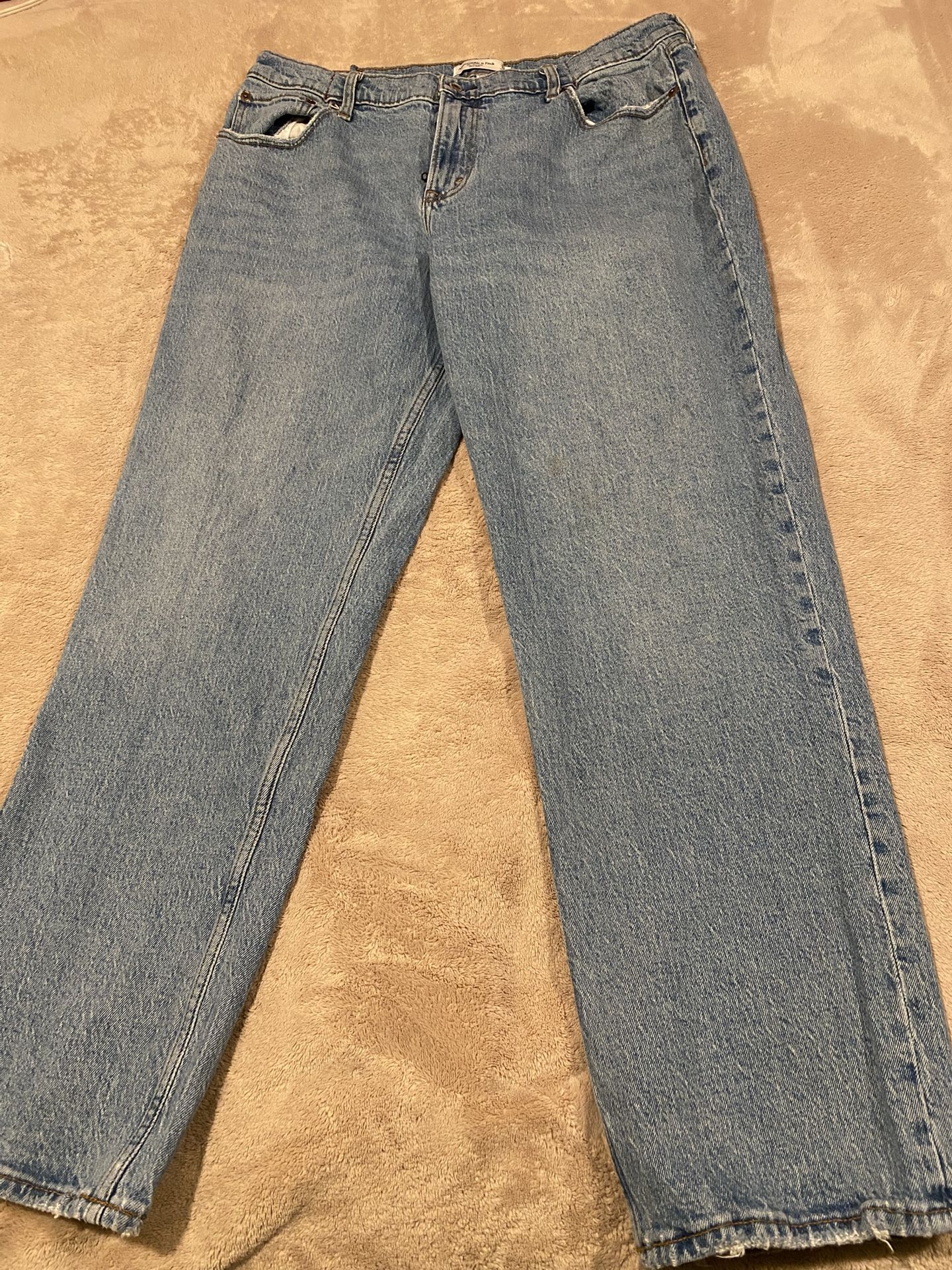 Abercrombie & fitch curve love