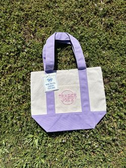 Trader Joe’s tote bags