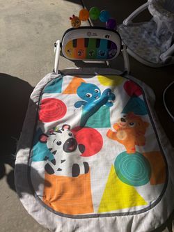 Baby Einstein Activity Play Mat with Piano