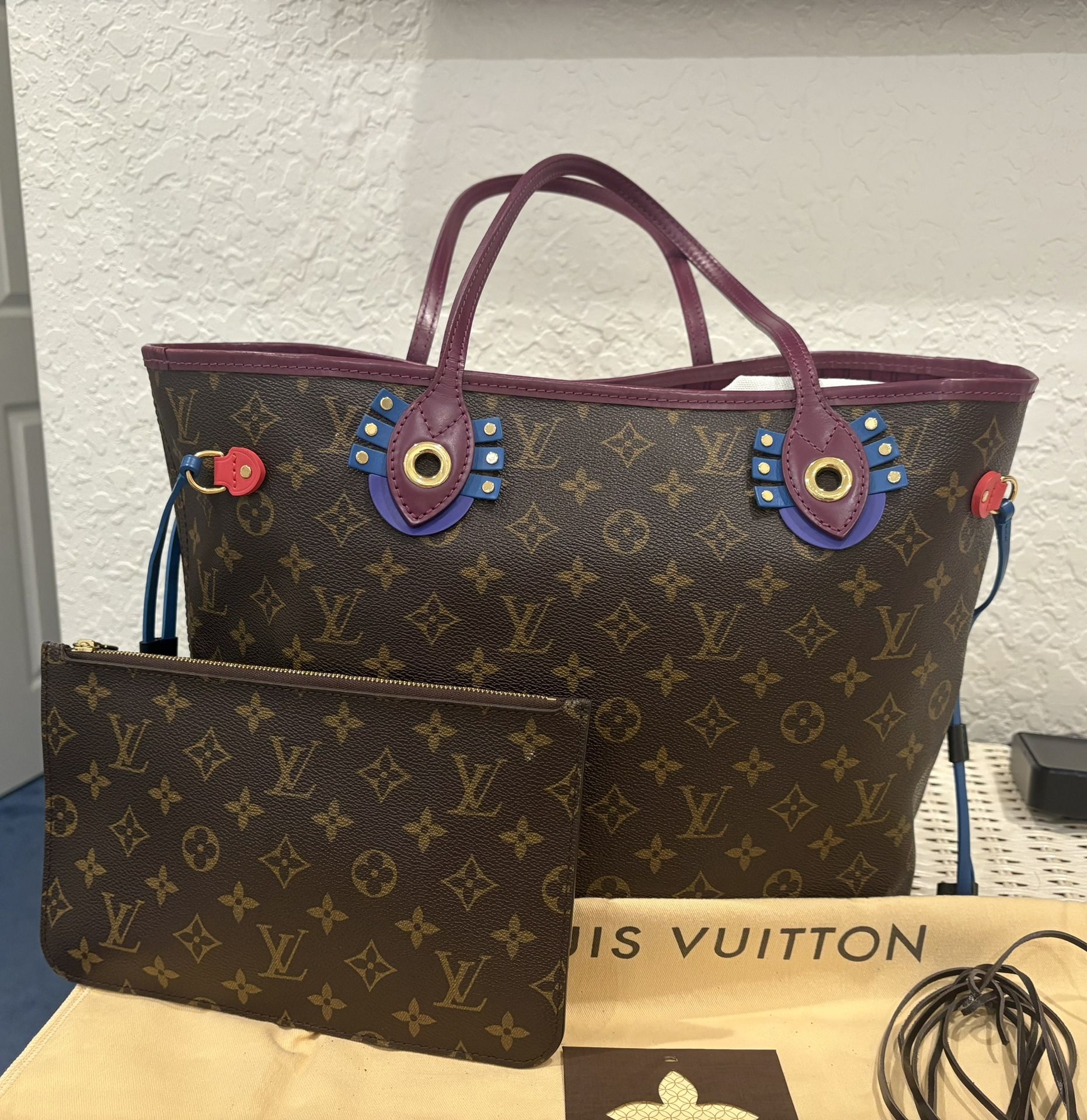 Louis Vuitton Neverful MM Totem Monogram Shoulder Bag-Limited Edition-Rare