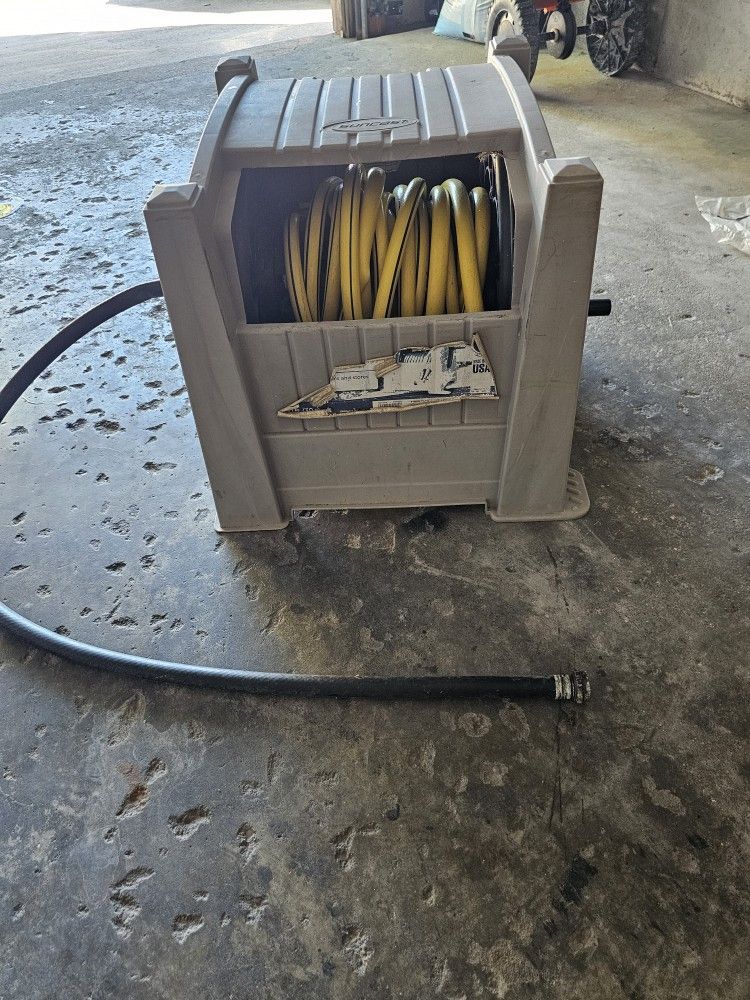 hose and stores garden hose