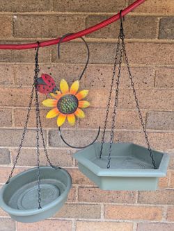 Garden decor $7. Pick-up In Aurora.