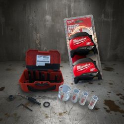 Milwaukee Hole Dozer Set + 25ft Tape Measures
