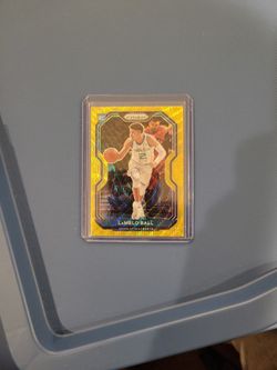 Lamelo Ball Gold Wave Tsmall Panini Prizm Charlotte NBA Rookie Card MINT PSA BGS 10