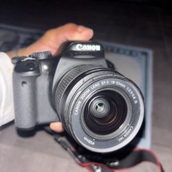 Canon EOS rebel t2i