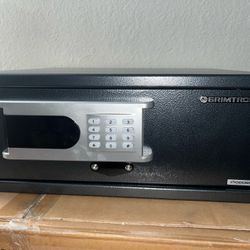 Grimtron Hotel Safe