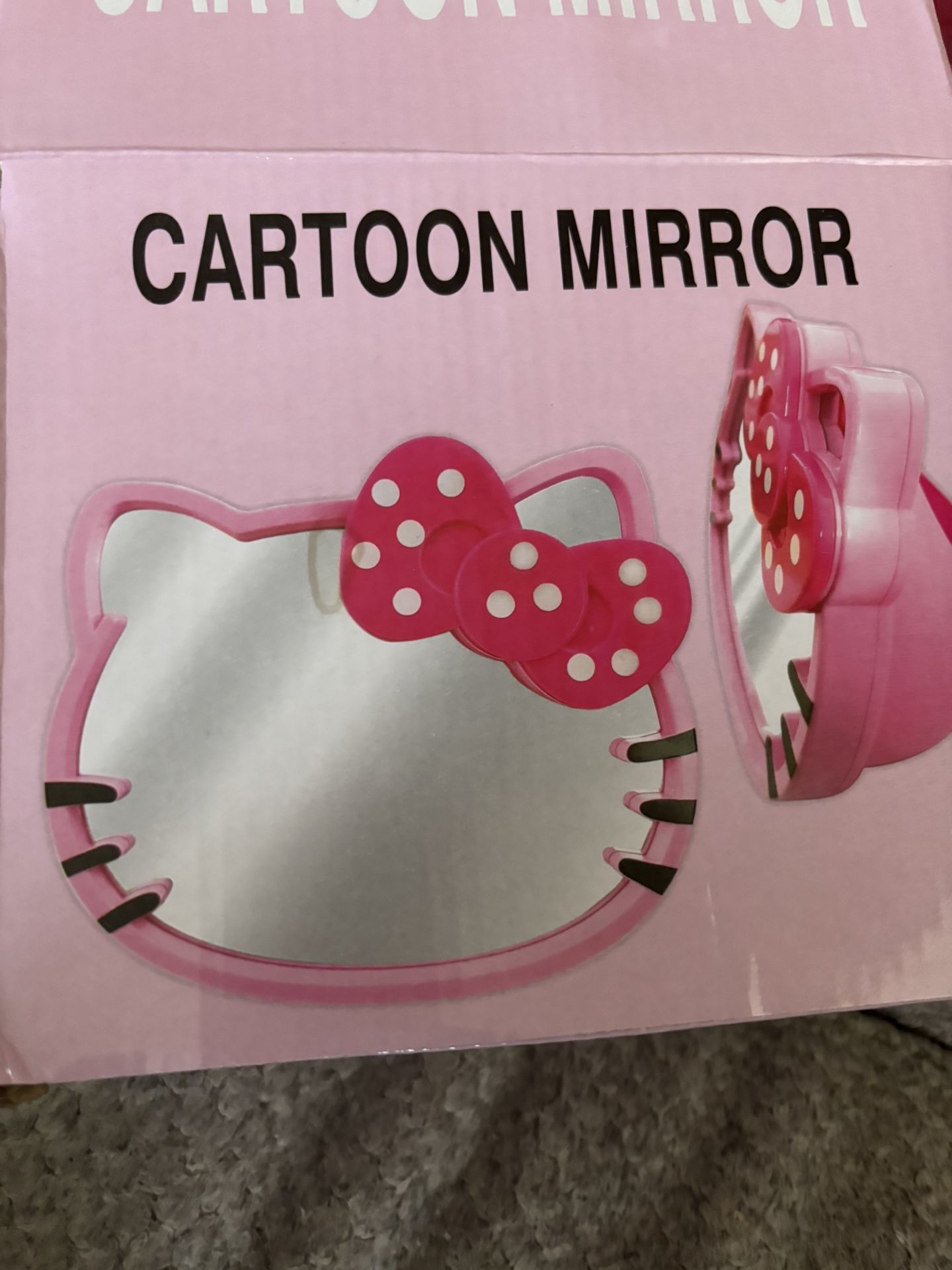 Hk Make Up Holder