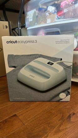 Cricut EasyPress 3 (9”x9”) Smart Heat Press - Excellent Condition