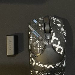 Razer Viper v2 pro with 8k polling dongle 