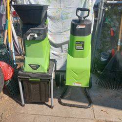 2 Wood Chippers. Work Great , I Just Don't Use Them