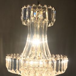Big Chandelier 
