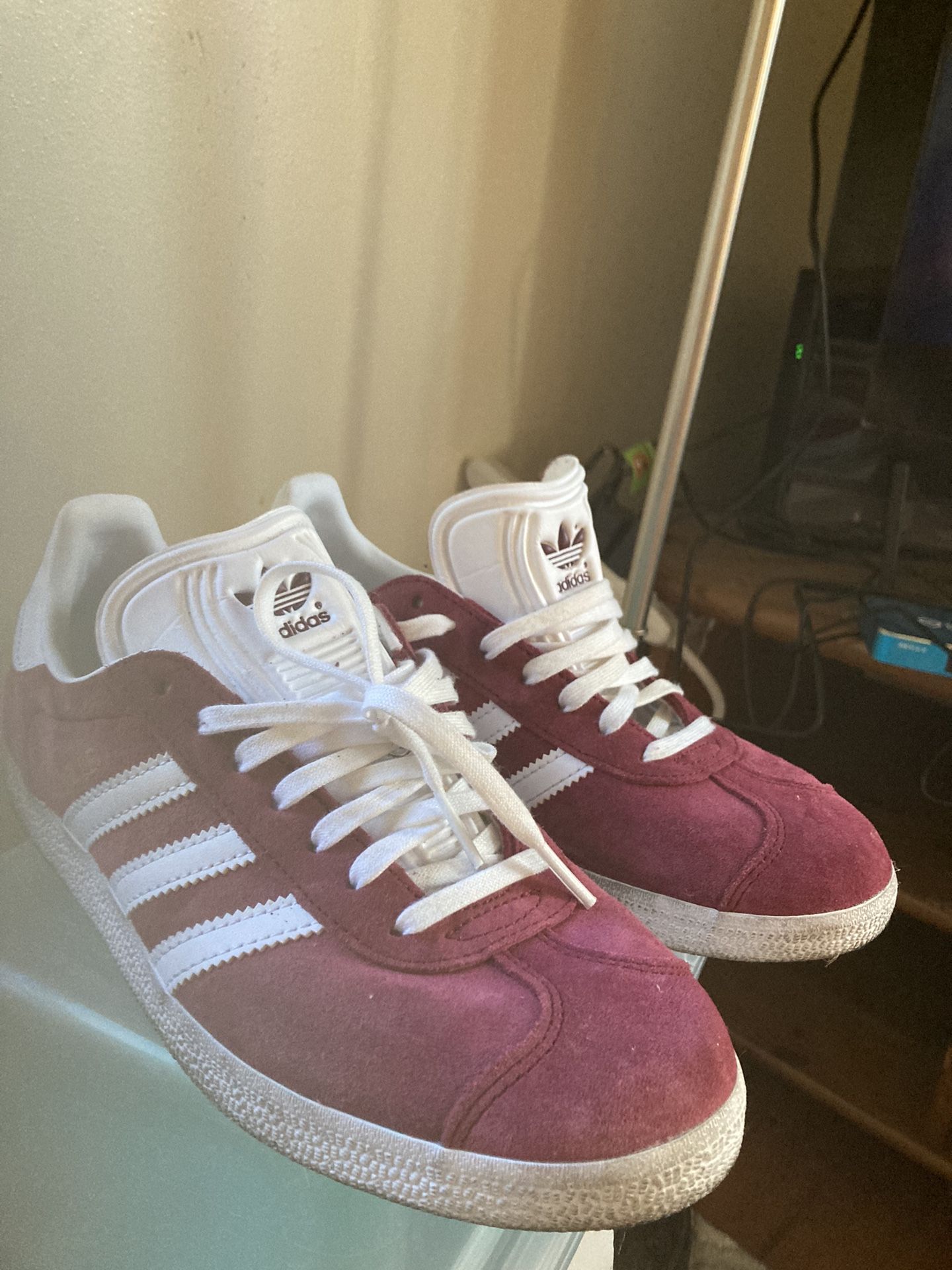 Adidas Gazelle Size 6 Women’s $10