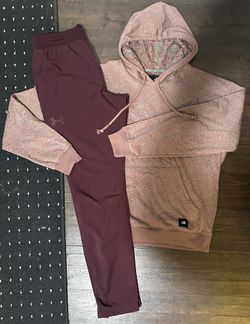 Ua Sweats Size Medium , PacSun Hoodie Size Large 