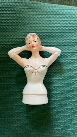 Vintage woman ceramic piece