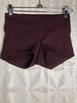 Lululemon Women’s Short Size 4
