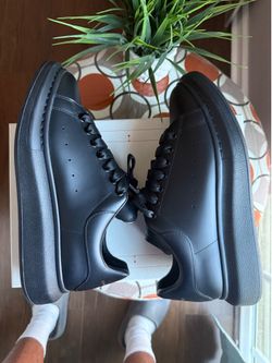 Alexander McQueen Black Size 43