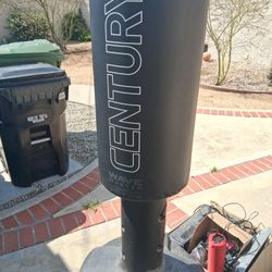 CENTURY  wavemaster PUNCHING BAG