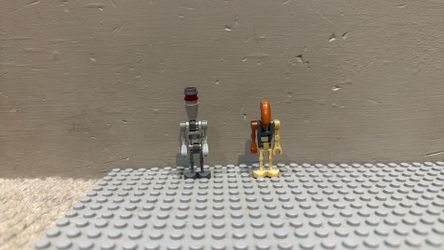 Lego droids