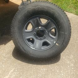 Ram 2500 Tire & Wheel LT275/70/R18. New.