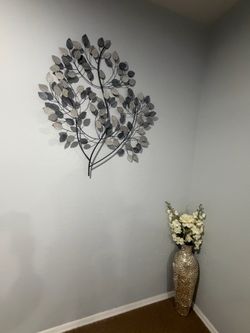 Wall decor and flower vase