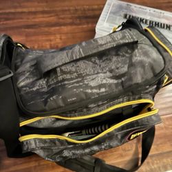 Lew's 3700 Soft Tackle Bag, Penn Jigmaster & Surfmaster, 3 Tackle Boxes & More 