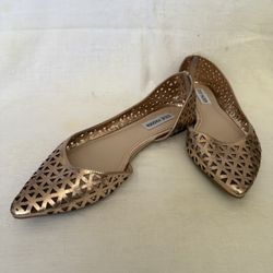 “STEVE MADDEN” GOLD FLATS