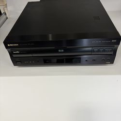 Pioneer DVL-909 Laserdisc player