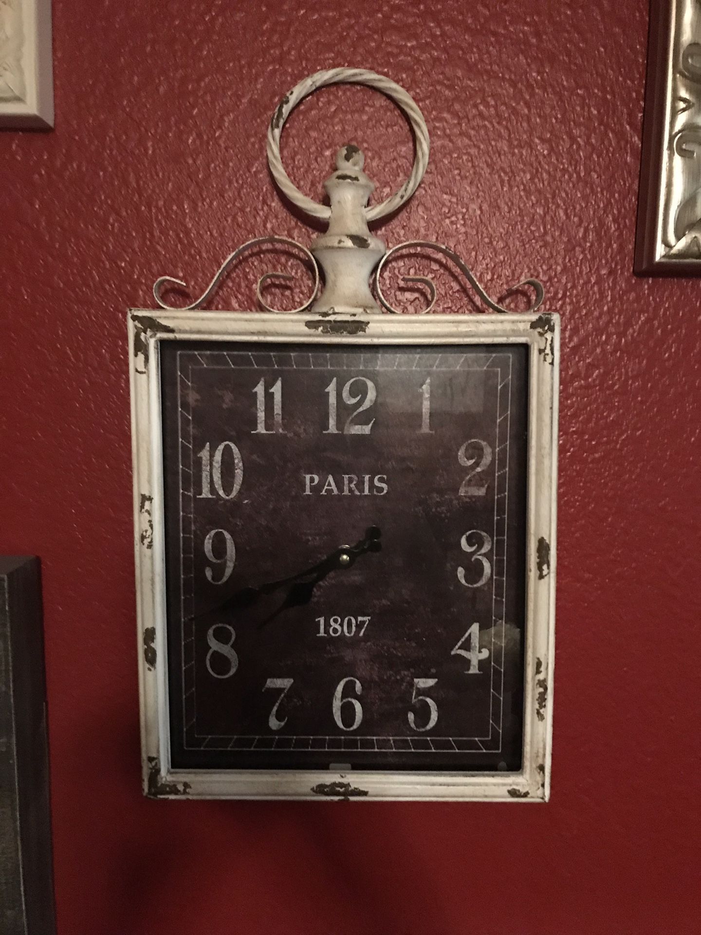 Hobby Lobby White Metal Distressed Farmhouse Wall Clock