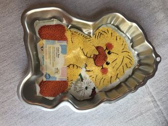 Wilton 2003 Little Suzy cake pan