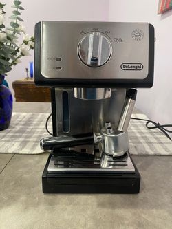 De'Longhi Espresso Machine with Steam Wand and Mueller Bean Grinder