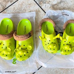 Crocs Shrek Ds size 9-10 men