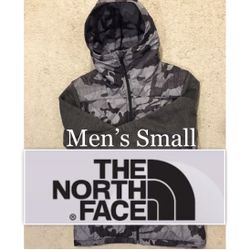NORTH FACE / “SHADOW CAMO” Insulated Semi-Puffy Coat WATERPROOF Jacket w/ Hood / Men’s Small (S) / Retails $170 +Tax / Brand New w/ Tags!! / Camo