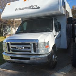 2014 Ford E-450 Motor home Rv
