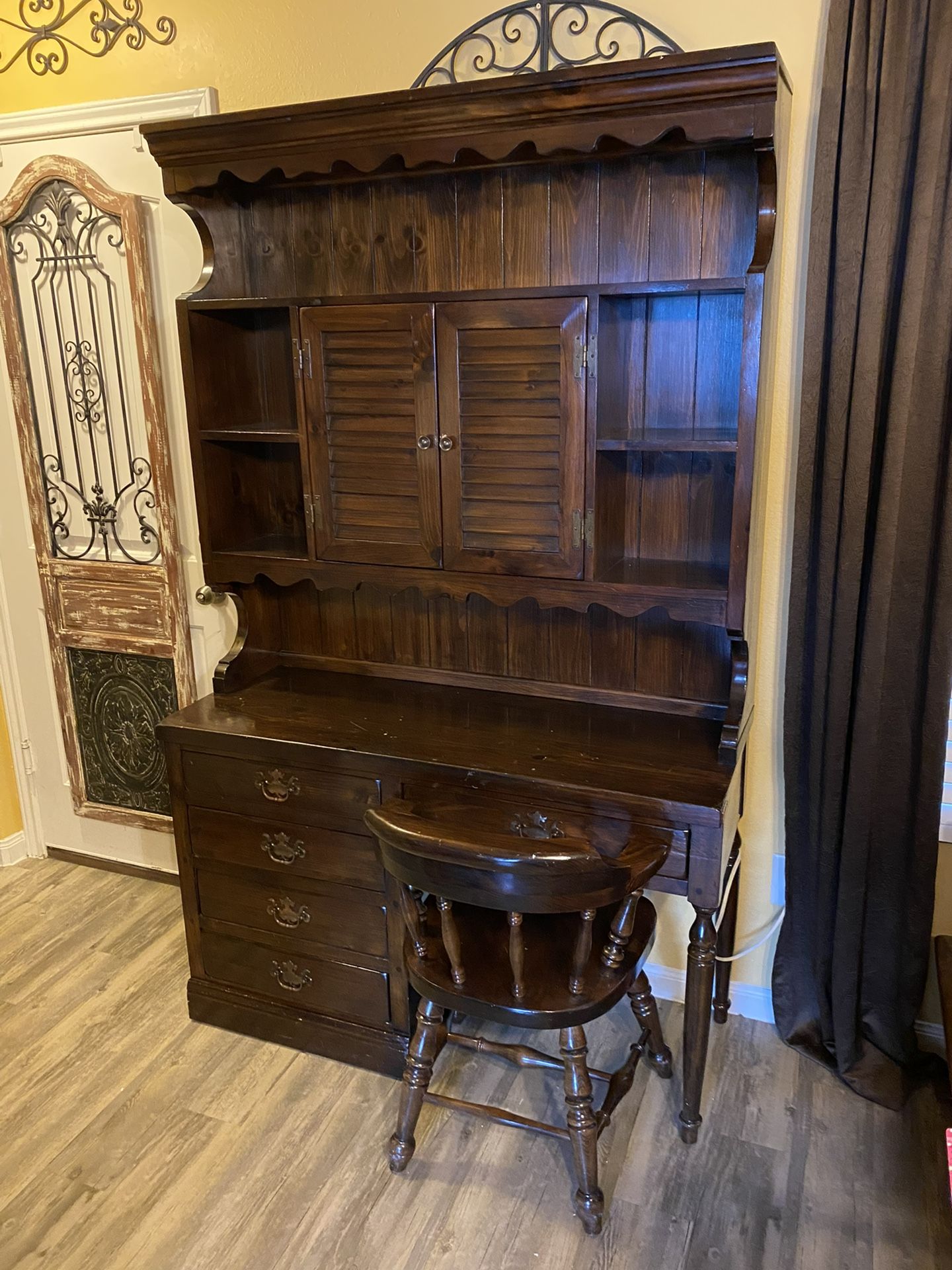 Vintage Solid Wood Hutch