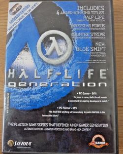 RARE COLLECTABLE HALF LIFE 4 DISKS