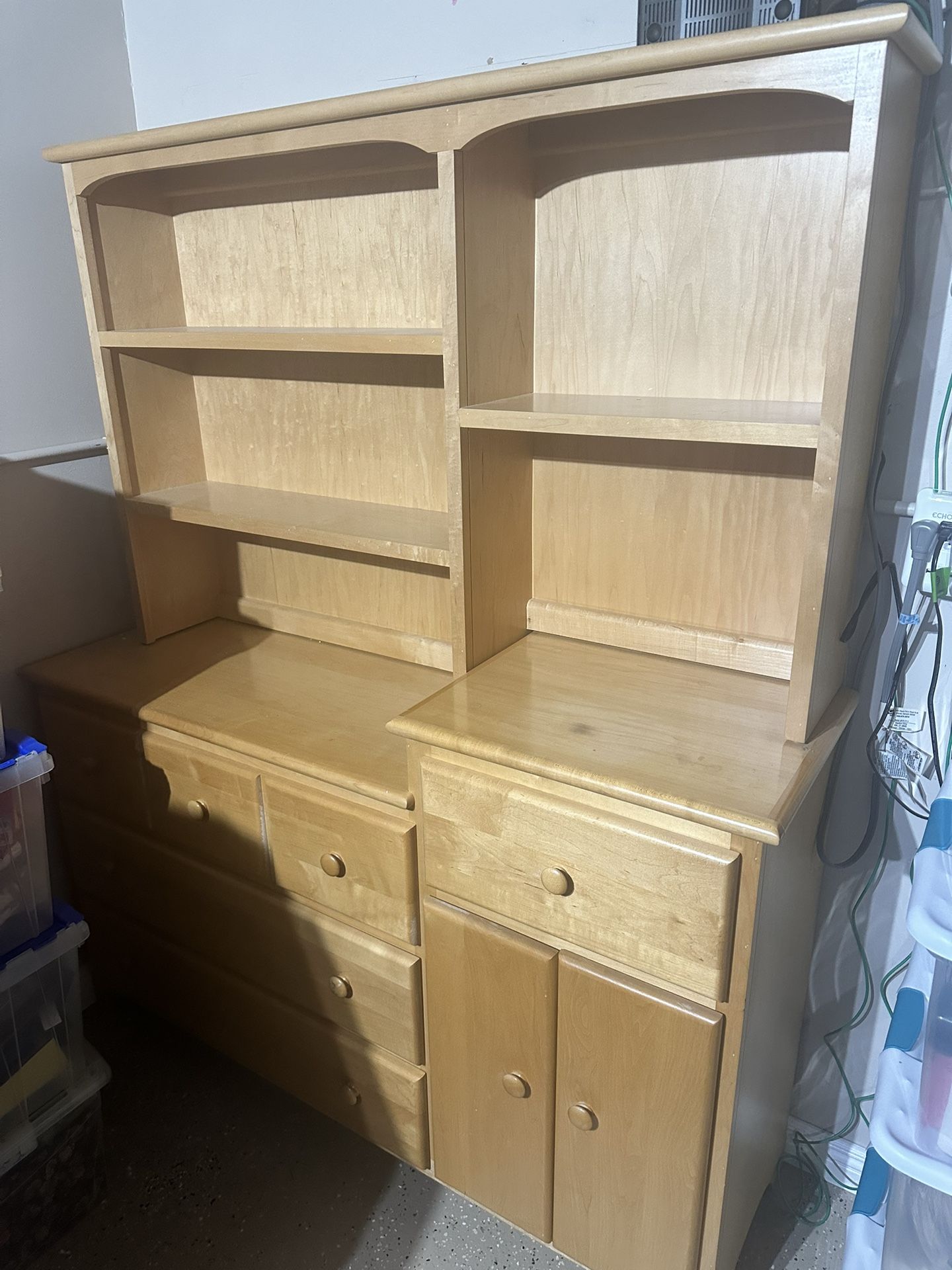 Dresser