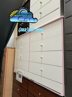 Eight Drawer Wide Dresser white w/ Pink Trim Tocador Ocho Gavetas