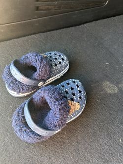 Croc Toddler Sandel Size 6