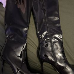 Boots Used Like New 8.0 Women