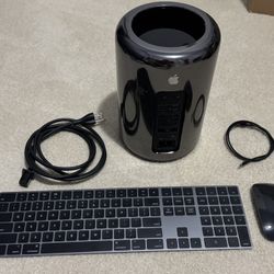 Mac Pro w/ Accessories 