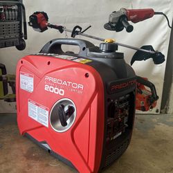 Predator 2000 Watt Super Quiet Inverter