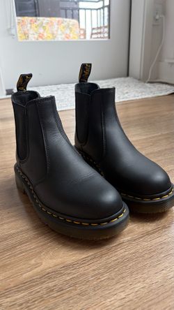 Brand New Chelsea Dr. Martens (2976 SLIP RESISTANT  DOC MARTENS)