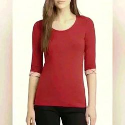 Women's Burberry Maroon T-shirt  - size small nwt 