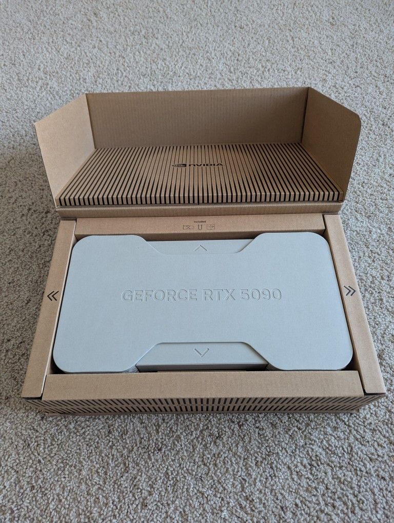 NVIDIA RTX 5090 Founders Edition 32GB