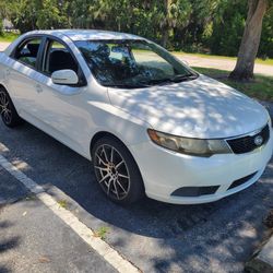 2012 Kia Forte ,title In Hand