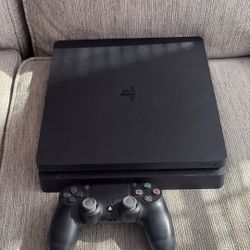 PS4 And Remote Barely Used Good Condition